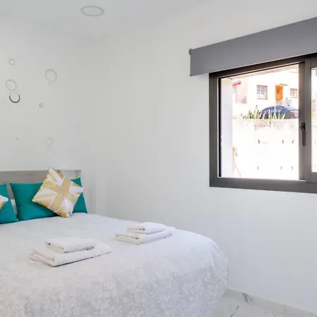 Aparthotel Rosa De Abril