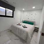 Hotel apartamentowy Rosa De Abril