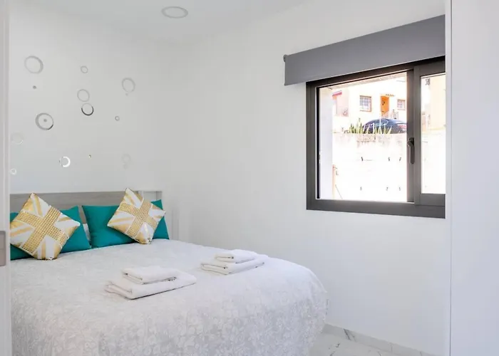 Aparthotel Rosa De Abril